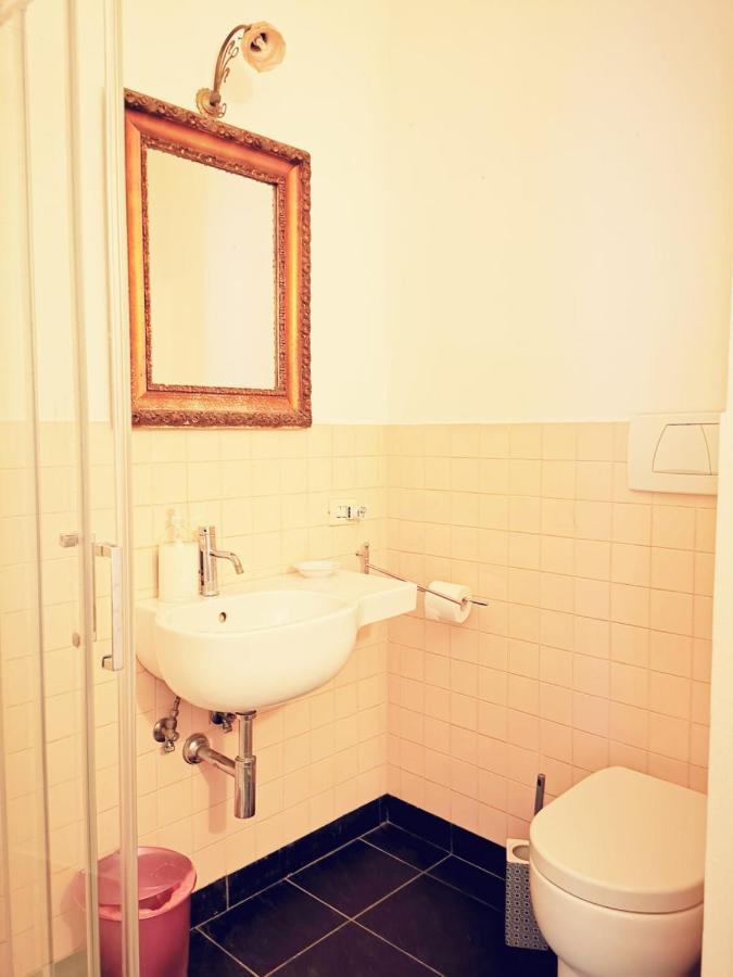 Cinema House Bed & Breakfast โรม ภายนอก รูปภาพ