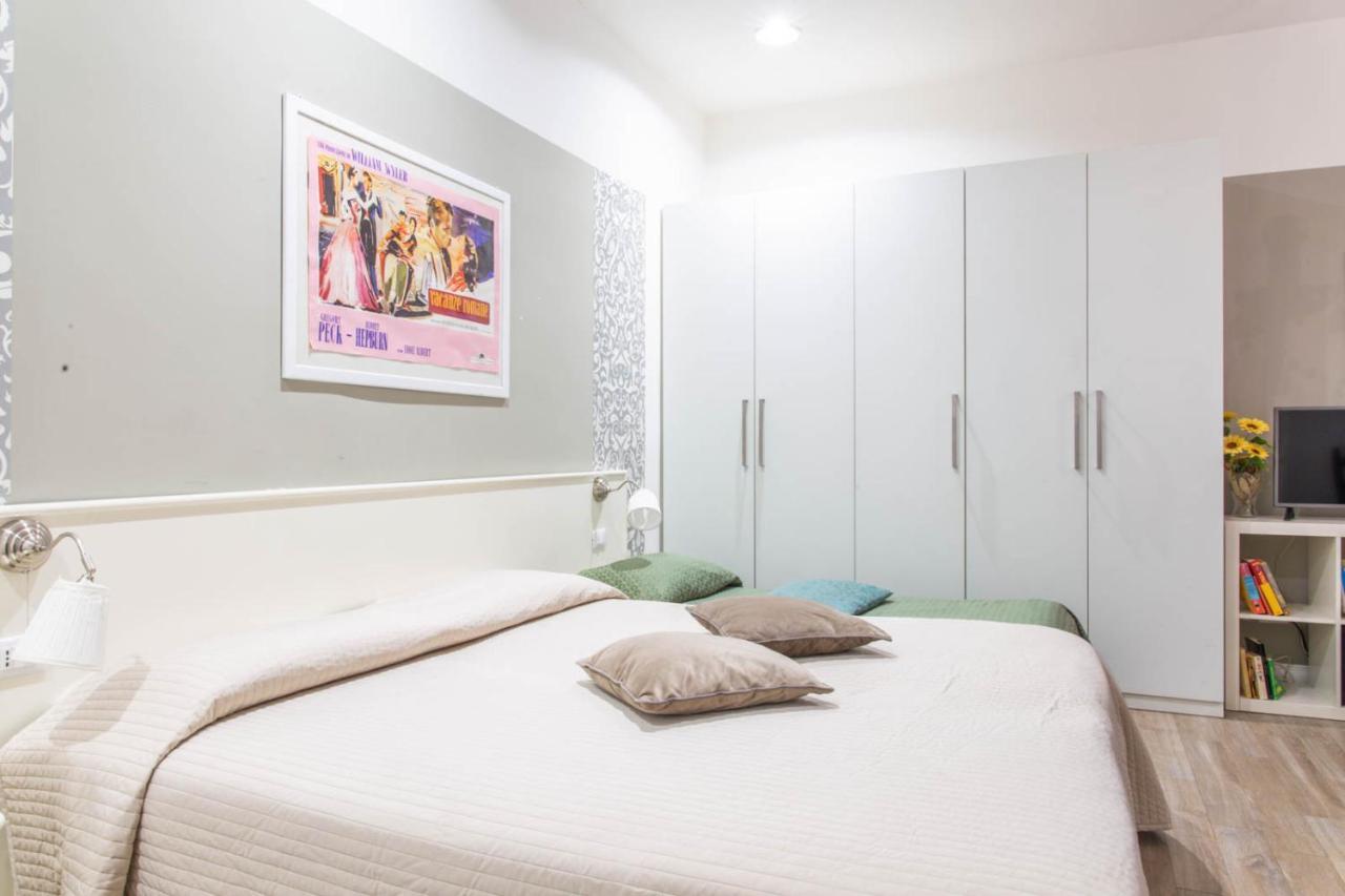 Cinema House Bed & Breakfast โรม ภายนอก รูปภาพ