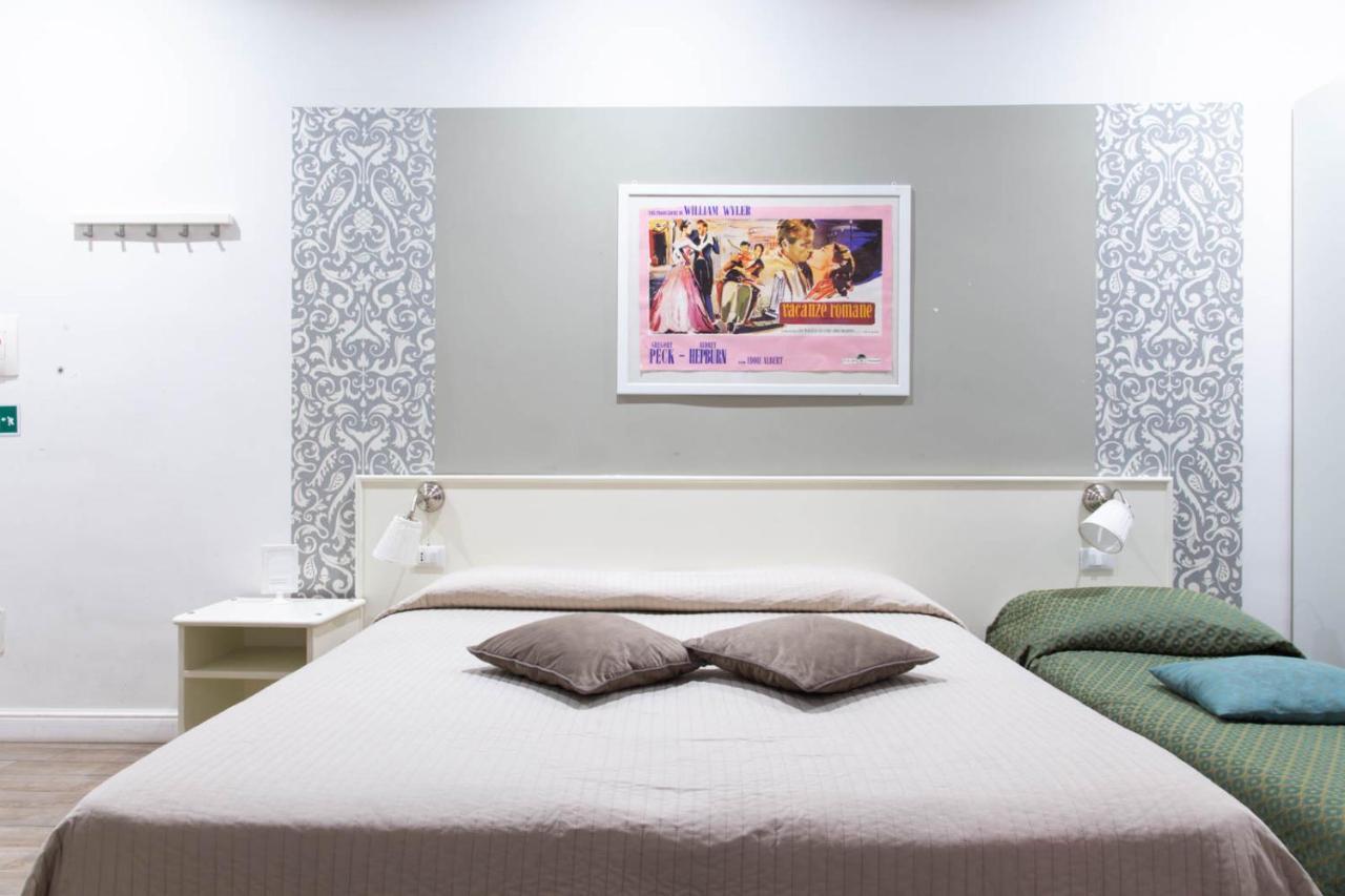 Cinema House Bed & Breakfast โรม ภายนอก รูปภาพ