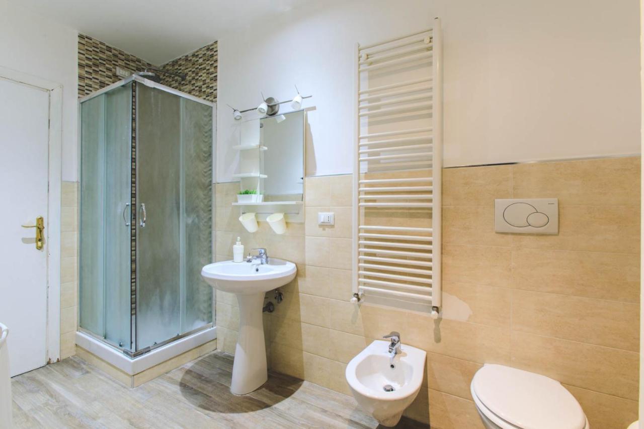 Cinema House Bed & Breakfast โรม ภายนอก รูปภาพ