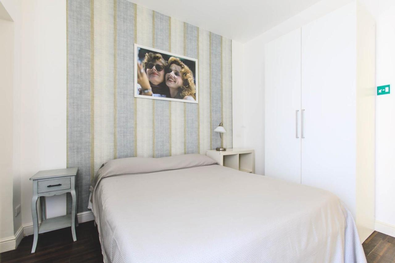 Cinema House Bed & Breakfast โรม ภายนอก รูปภาพ