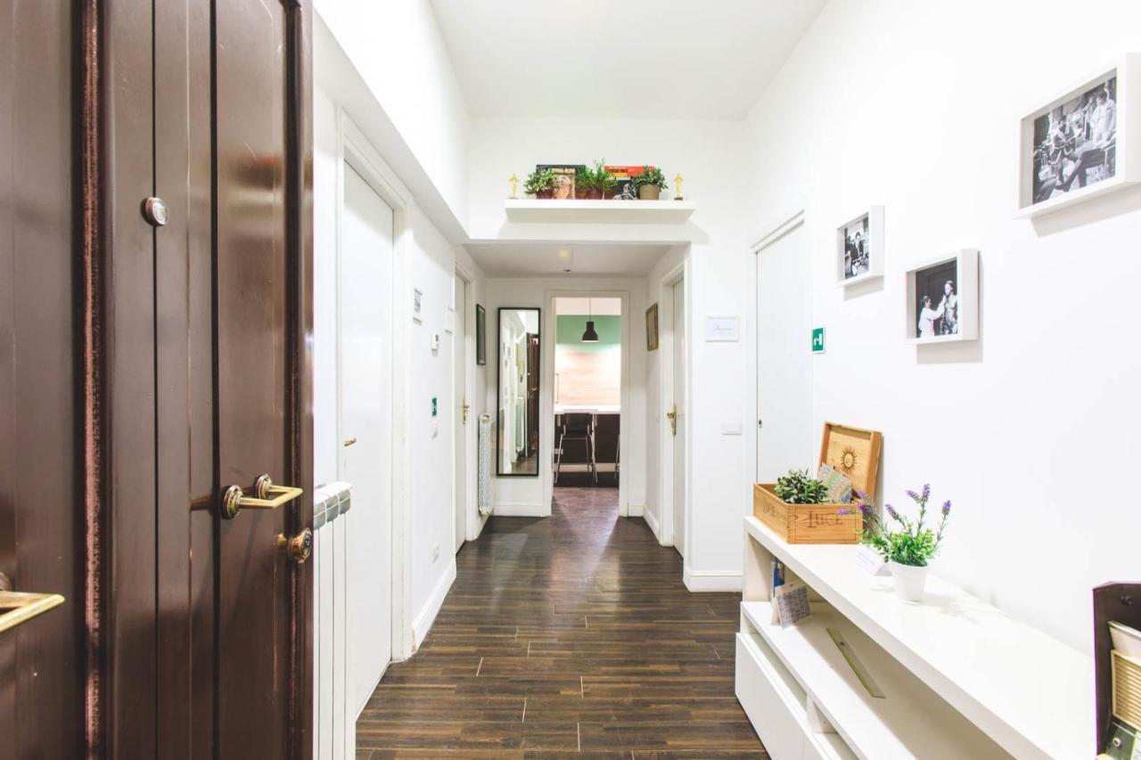 Cinema House Bed & Breakfast โรม ภายนอก รูปภาพ