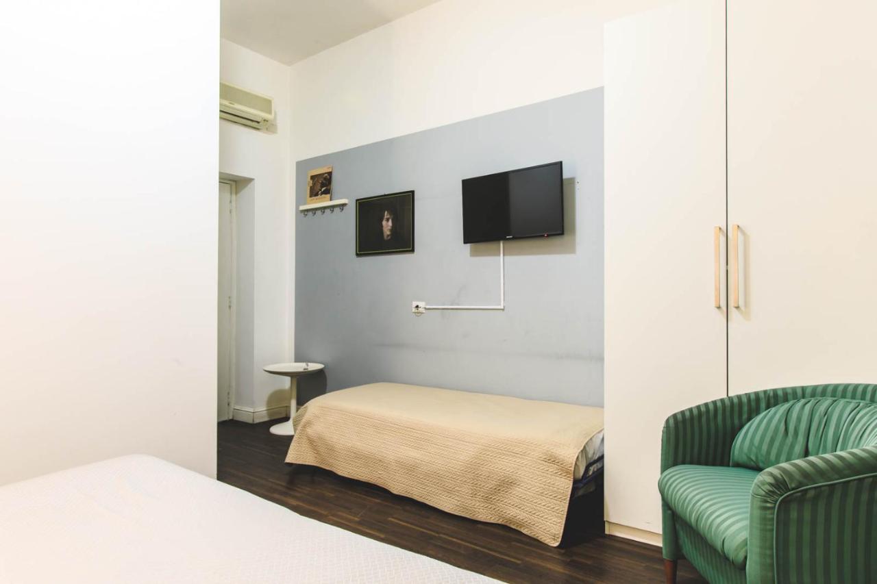Cinema House Bed & Breakfast โรม ภายนอก รูปภาพ